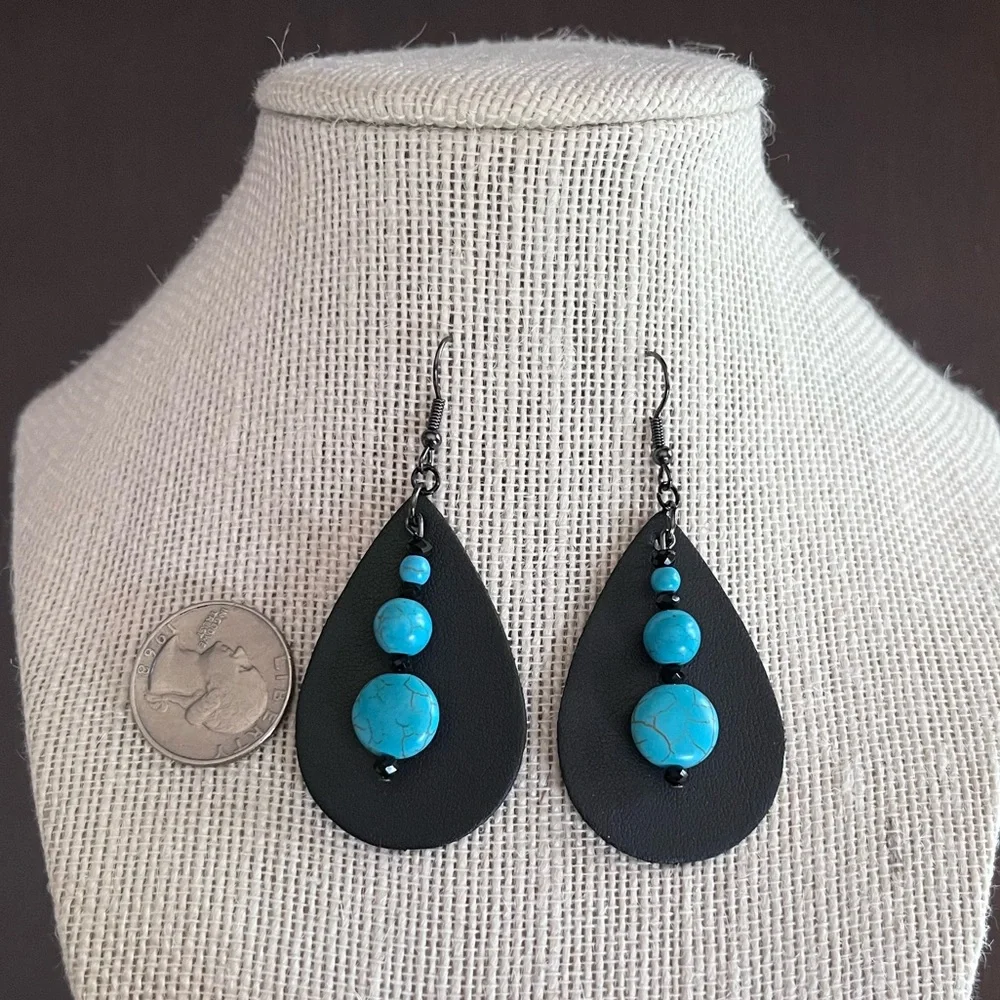🖤💙Handmade Earrings 💙🖤 - Picture 11 of 12